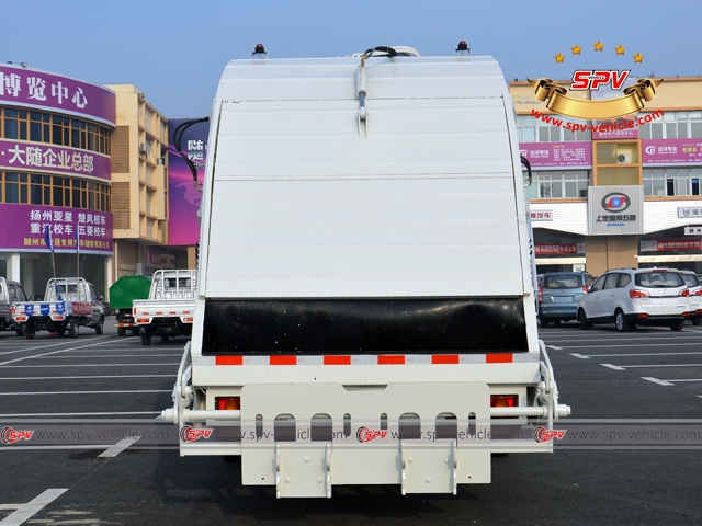 10,000 Litres Dongfeng kingrun compactor garbage truck back view